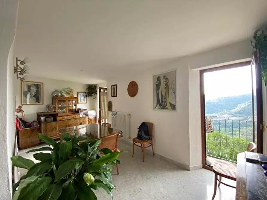 Immagine 39 di Casa quadrifamiliare in vendita  a Fosdinovo