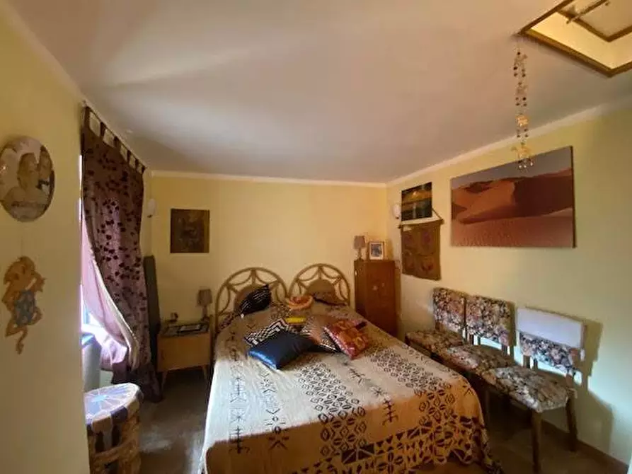 Immagine 7 di Casa quadrifamiliare in vendita  a Fosdinovo