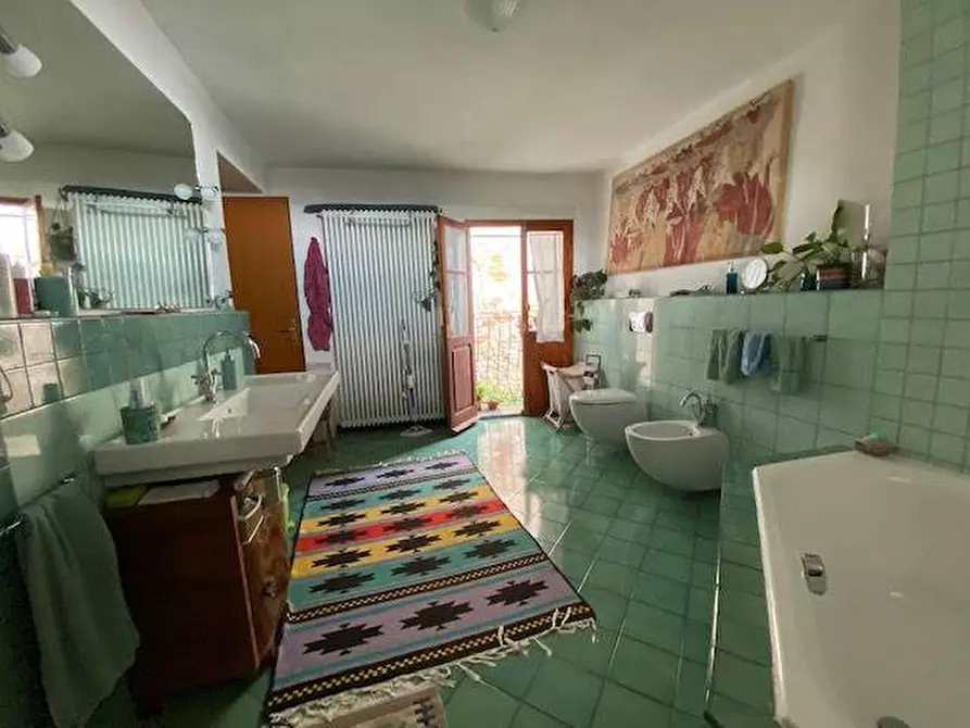 Immagine 27 di Casa quadrifamiliare in vendita  a Fosdinovo