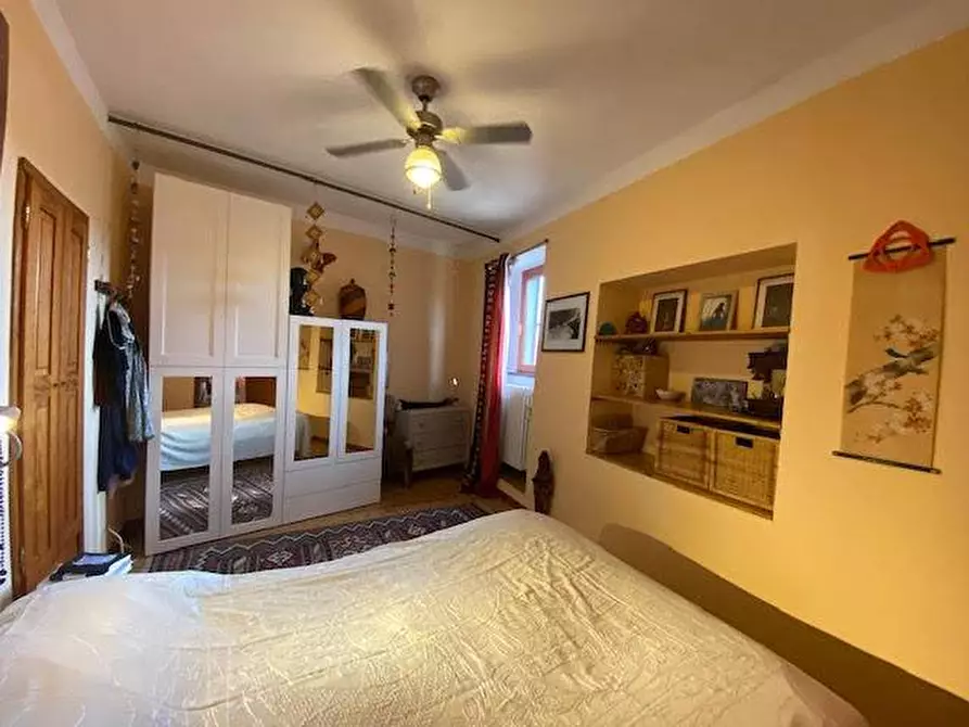 Immagine 37 di Casa quadrifamiliare in vendita  a Fosdinovo