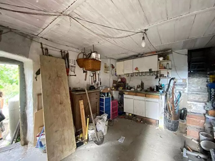 Immagine 11 di Casa quadrifamiliare in vendita  a Fosdinovo