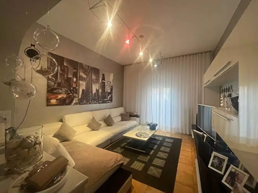 Immagine 26 di Terratetto in vendita  a Carrara