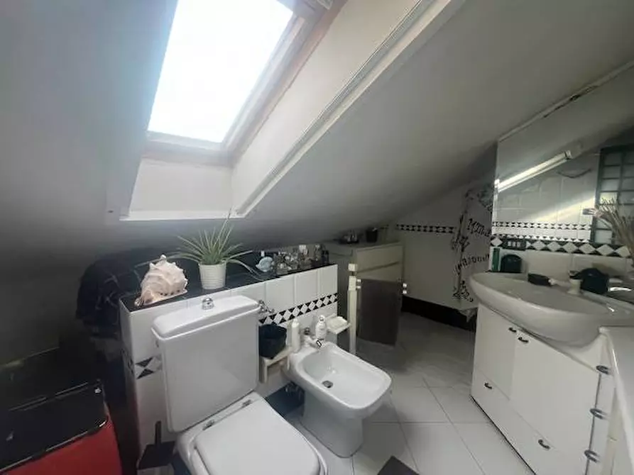 Immagine 33 di Terratetto in vendita  a Carrara