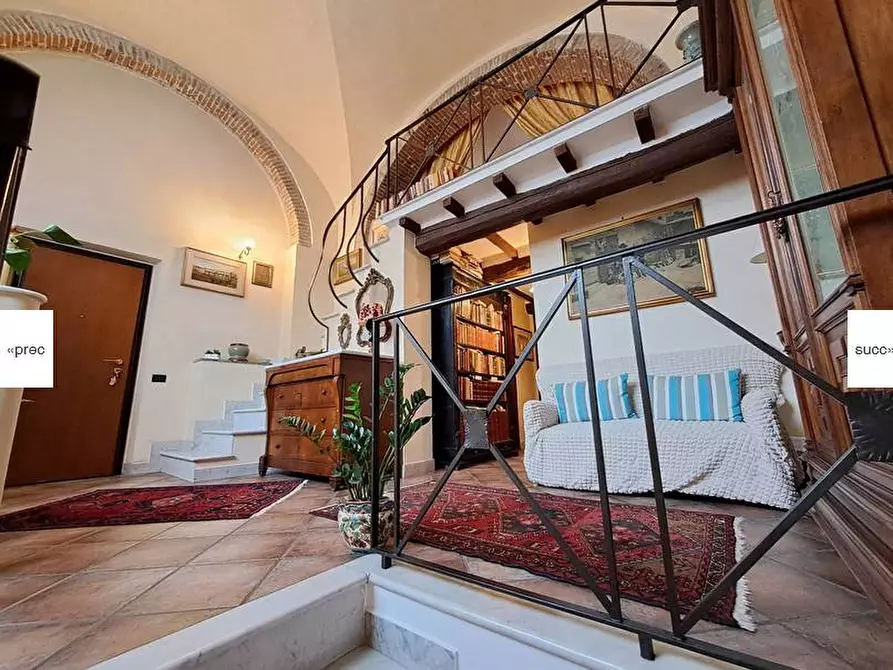 Immagine 15 di Loft/Open space in vendita  a Carrara