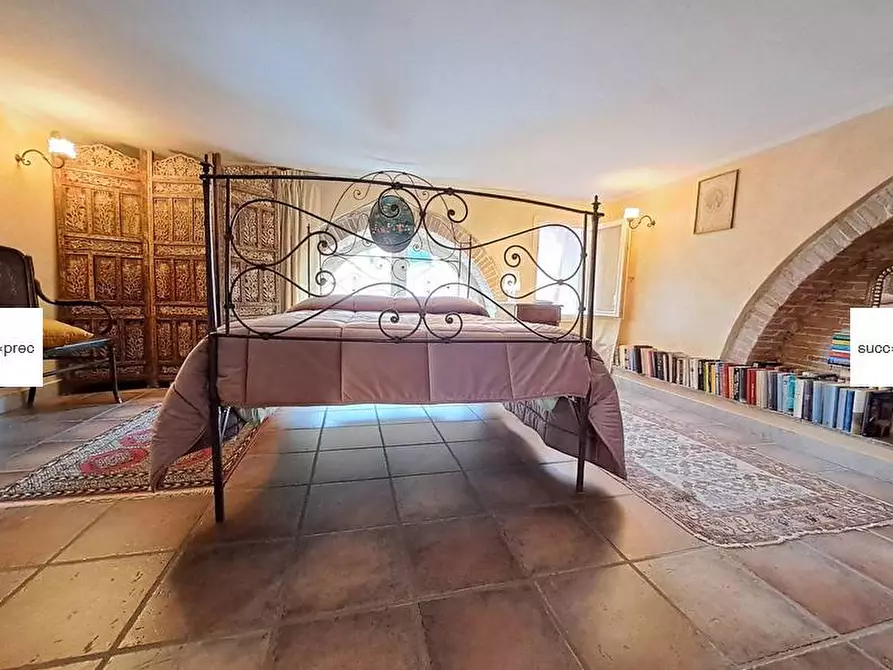 Immagine 12 di Loft/Open space in vendita  a Carrara