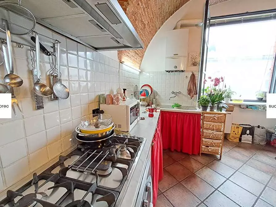 Immagine 8 di Loft/Open space in vendita  a Carrara