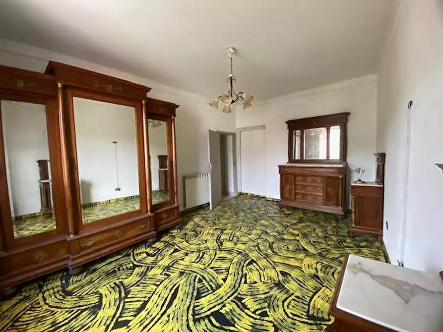 Immagine 8 di Appartamento in vendita  a Carrara