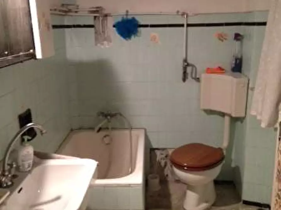 Immagine 14 di Appartamento in vendita  a Carrara