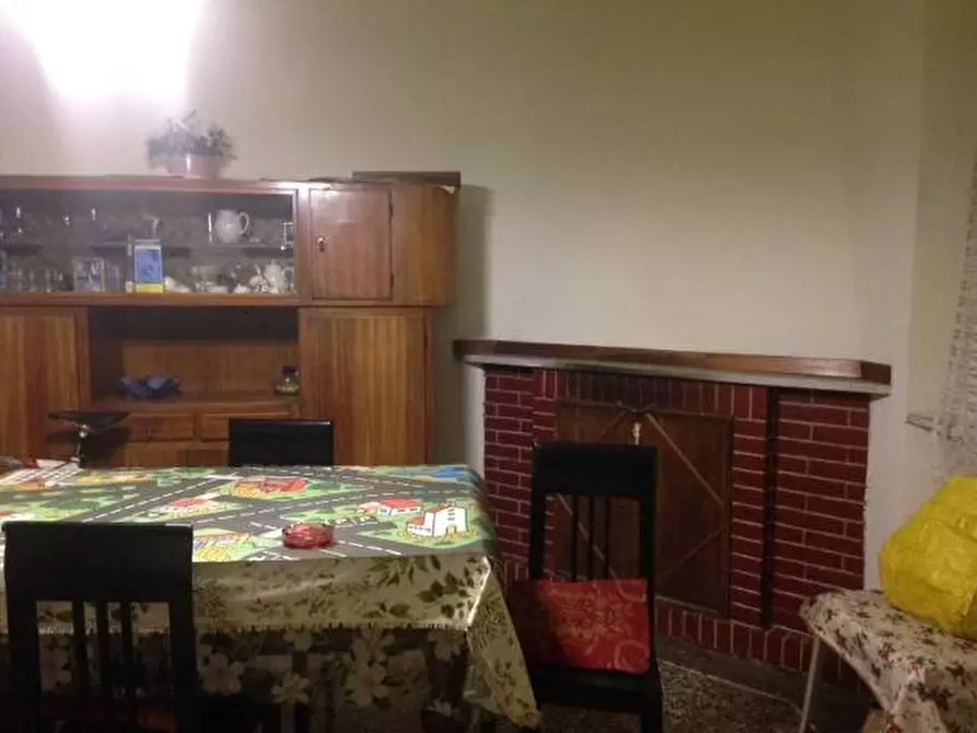 Immagine 11 di Appartamento in vendita  a Carrara