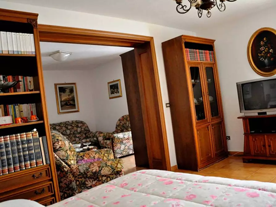 Immagine 16 di Rustico / casale in vendita  a Ortonovo