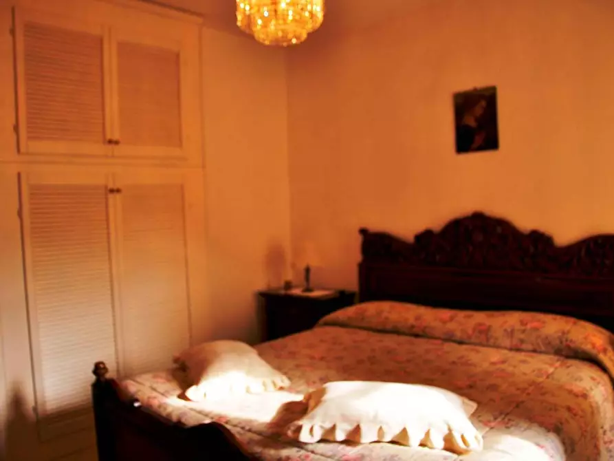 Immagine 22 di Rustico / casale in vendita  a Ortonovo