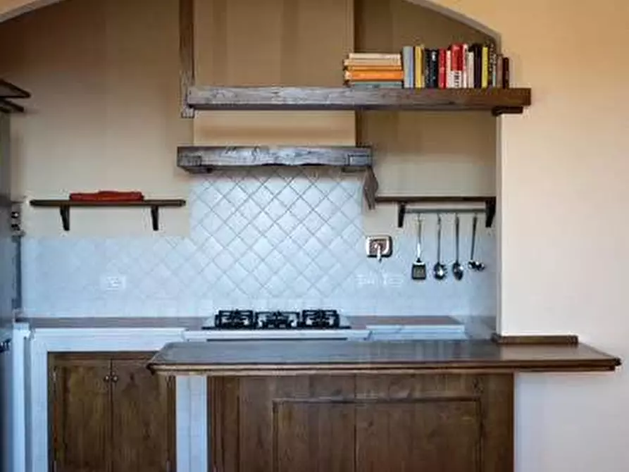 Immagine 2 di Appartamento in vendita  a Castelnuovo Magra