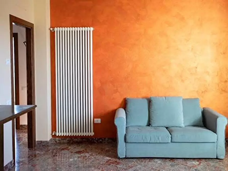 Immagine 5 di Appartamento in vendita  a Castelnuovo Magra