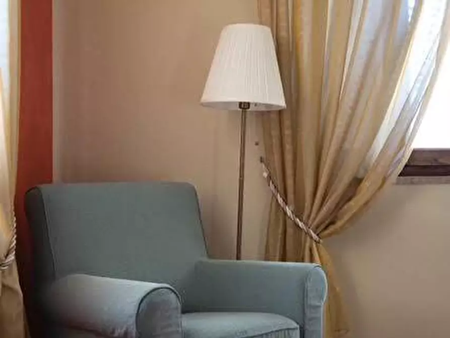 Immagine 18 di Appartamento in vendita  a Castelnuovo Magra