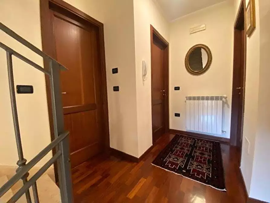 Immagine 21 di Casa bifamiliare in vendita  a Castelnuovo Magra