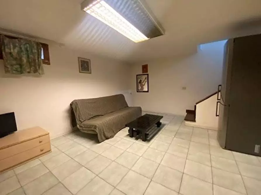 Immagine 9 di Villetta a schiera in vendita  a Ortonovo