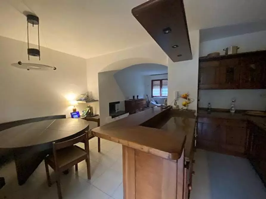 Immagine 3 di Villetta a schiera in vendita  a Ortonovo