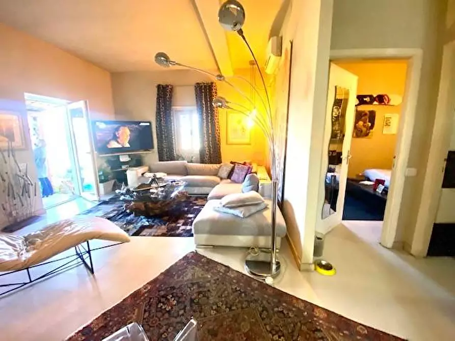 Immagine 31 di Villa in vendita  a Sarzana