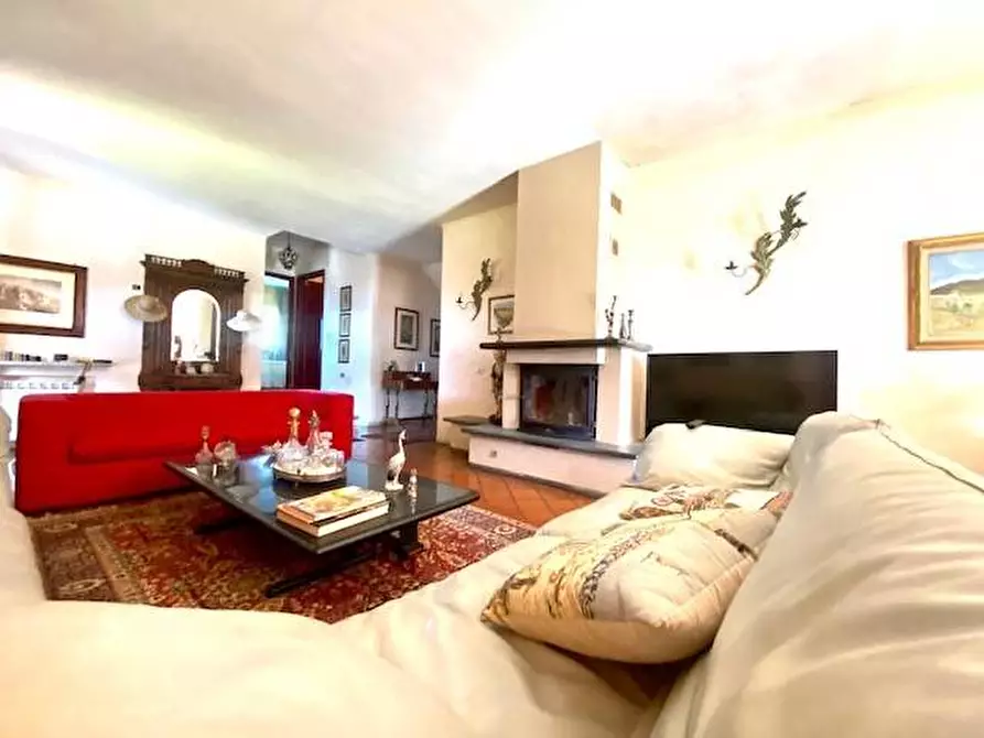 Immagine 35 di Villa in vendita  a Sarzana