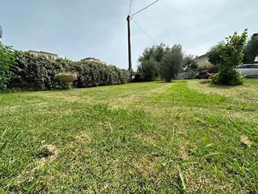 Immagine 15 di Casa bifamiliare in vendita  a Ortonovo