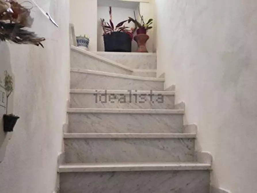 Immagine 15 di Appartamento in vendita  a Sarzana