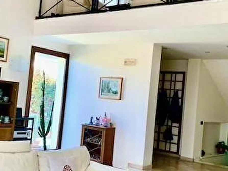 Immagine 28 di Villa in vendita  a Ortonovo