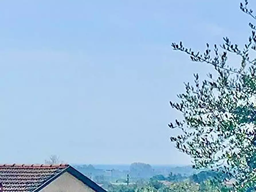 Immagine 25 di Villa in vendita  a Ortonovo