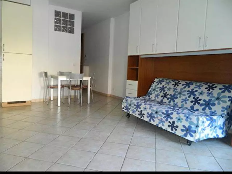 Immagine 12 di Appartamento in vendita  a Sarzana