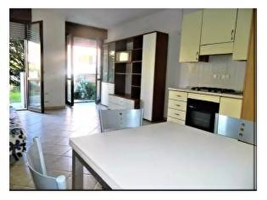 Immagine 18 di Appartamento in vendita  a Sarzana