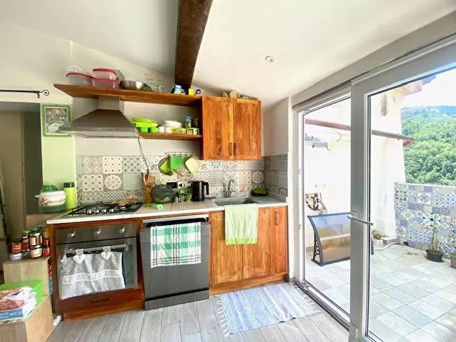 Immagine 6 di Appartamento in vendita  a Ortonovo