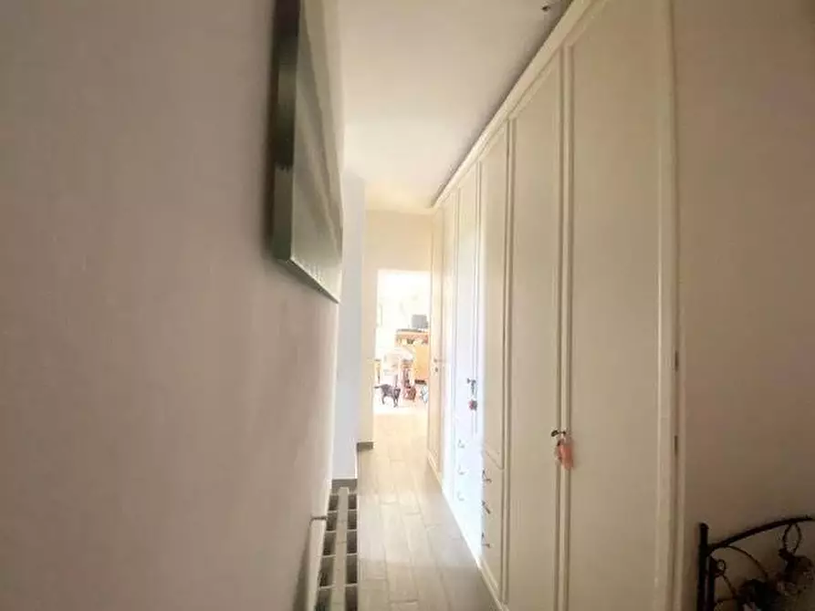 Immagine 12 di Appartamento in vendita  a Ortonovo