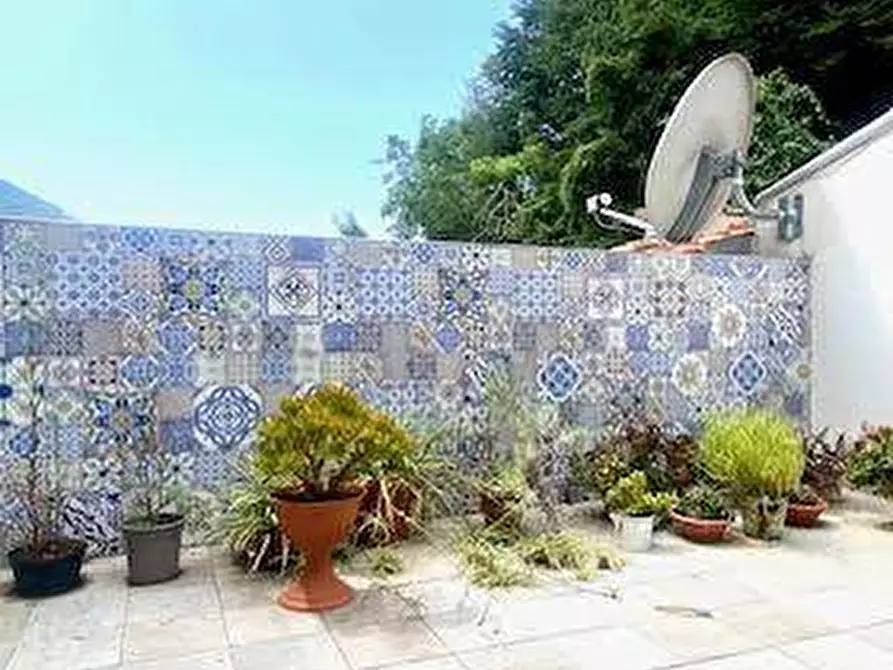 Immagine 17 di Appartamento in vendita  a Ortonovo