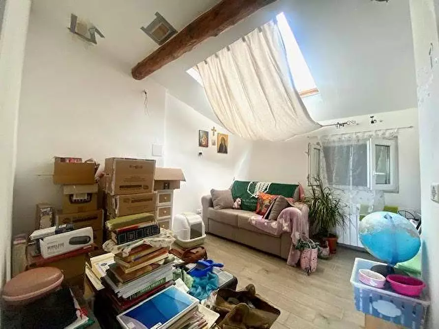 Immagine 14 di Appartamento in vendita  a Ortonovo