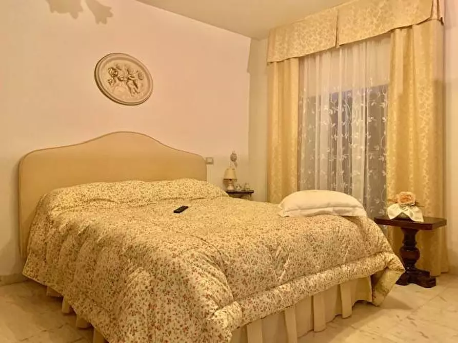 Immagine 20 di Terratetto in vendita  a Ortonovo