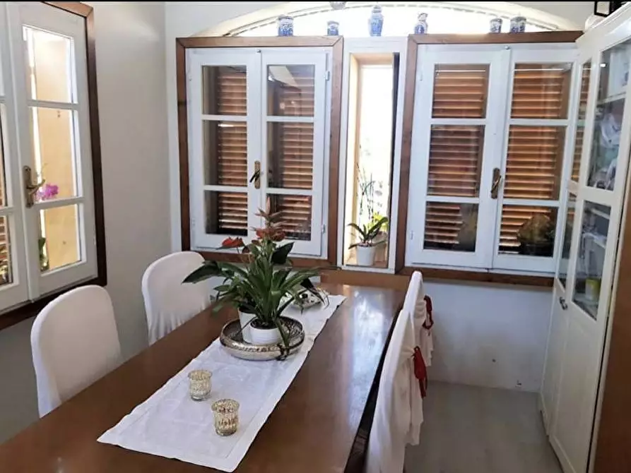 Immagine 20 di Casa bifamiliare in vendita  a Castelnuovo Magra