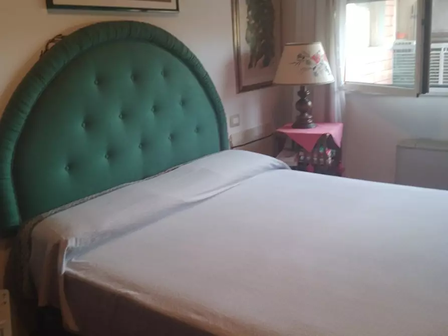 Immagine 12 di Appartamento in vendita  a Livorno