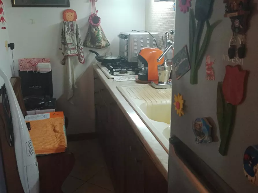 Immagine 6 di Appartamento in vendita  a Livorno