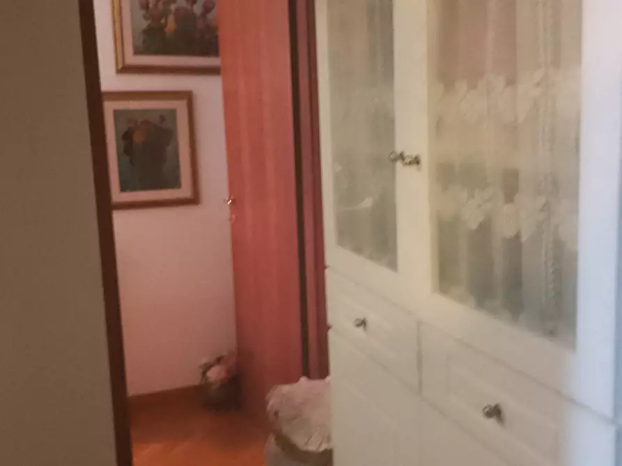 Immagine 8 di Appartamento in vendita  a Livorno