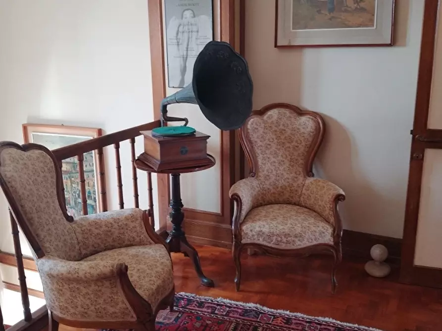 Immagine 5 di Appartamento in vendita  a Livorno