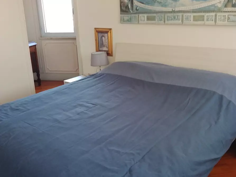 Immagine 2 di Appartamento in vendita  a Livorno