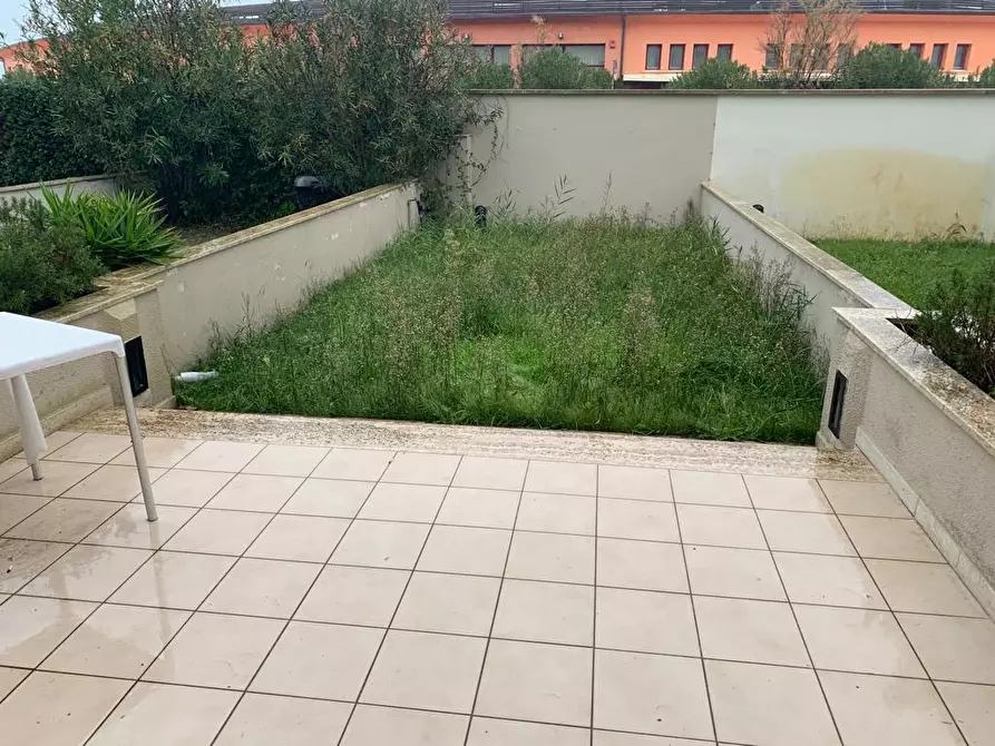 Immagine 9 di Appartamento in vendita  a Pisa