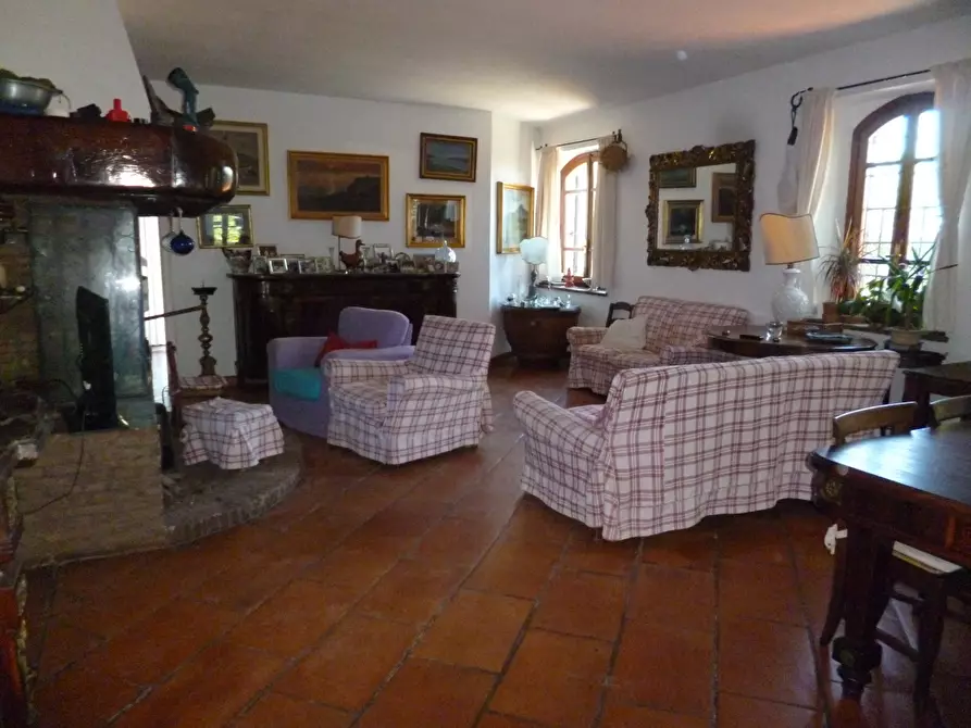 Immagine 15 di Casa indipendente in vendita  a Livorno