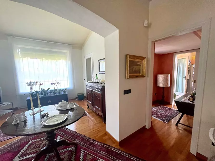 Immagine 45 di Villa in vendita  a Livorno