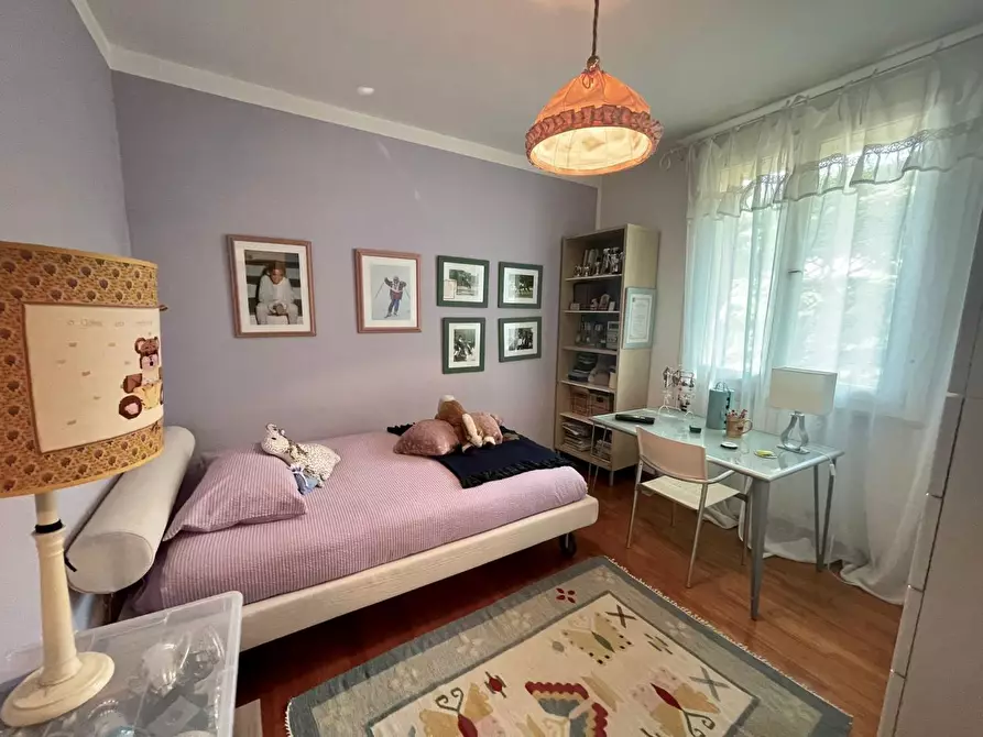 Immagine 17 di Villa in vendita  a Livorno