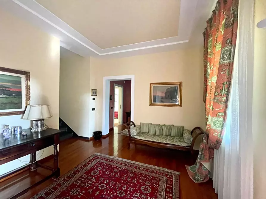 Immagine 56 di Villa in vendita  a Livorno