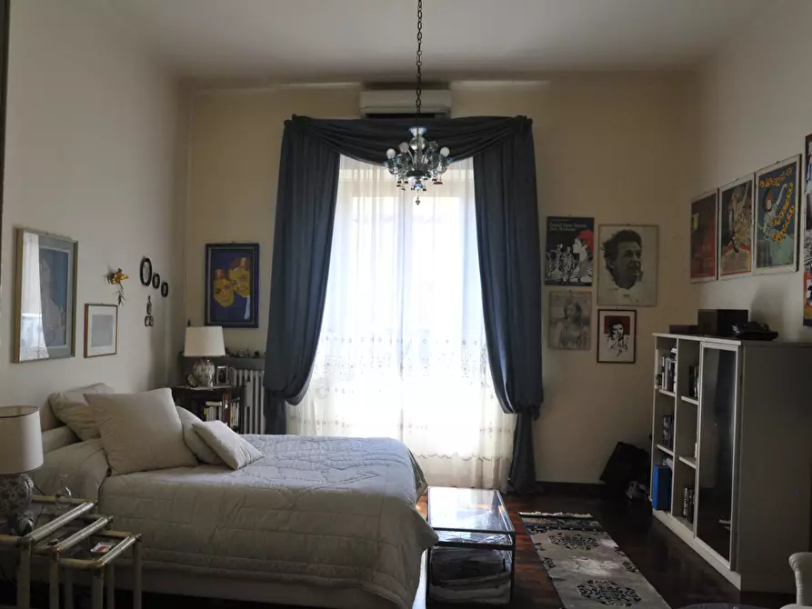 Immagine 10 di Appartamento in vendita  a Livorno