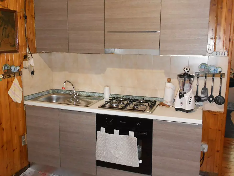 Immagine 23 di Casa indipendente in vendita  a Massa