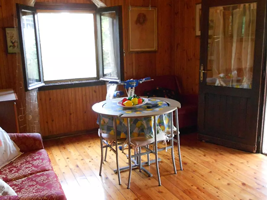 Immagine 26 di Casa indipendente in vendita  a Massa