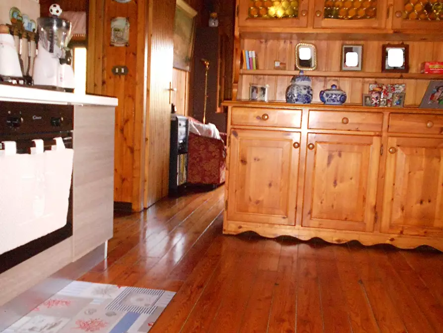 Immagine 46 di Casa indipendente in vendita  a Massa