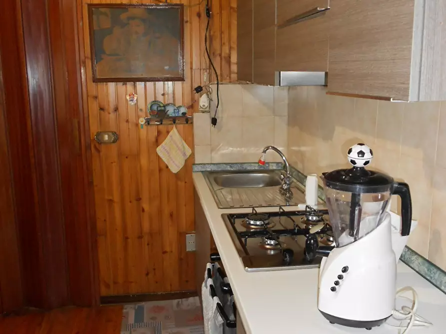 Immagine 45 di Casa indipendente in vendita  a Massa